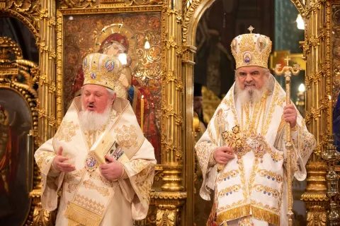 Vol. „Lucrarea Bisericii în societate în anul 2021”, semnat de Patriarhul Daniel, prezentat la Catedrala Patriarhală