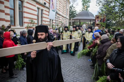 Facultatea de Teologie din București îi invită pe studenți și profesori la Pelerinajul de Florii 2022