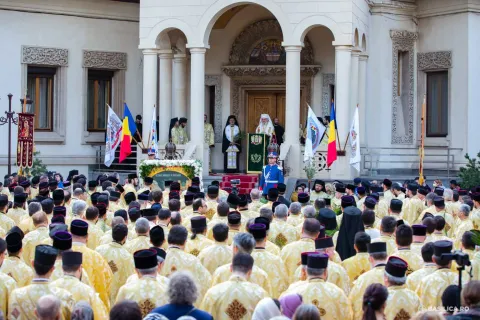 Prezență ridicată la Pelerinajul de Florii din Capitală: Este o lucrare mărturisitoare, a spus Patriarhul Daniel