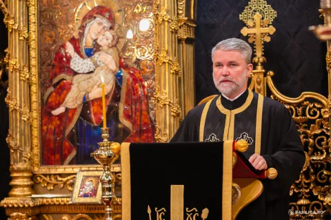 Pr. Silviu Tudose explică la Denia Joii Mari că Jertfa consumată la Cina cea de Taină este Mântuitorul Însuși