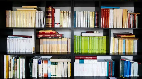 Daruri de Paști: Reduceri substanțiale la cărțile publicate de Editurile Patriarhiei Române