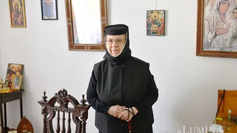 Bucuria slujirii: Stavrofora Lucia Dumbravă, proinstareța Mănăstirii Pasărea, a plecat la Domnul