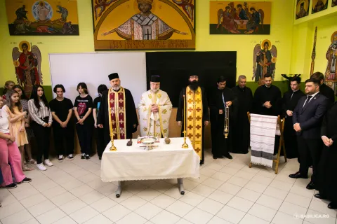 Laborator de rugăciune: La Liceul Dimitrie Paciurea a fost sfințită sala de clasă pictată de elevi în stil bizantin