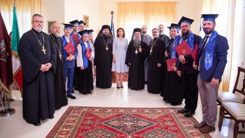 A doua generație de studenți ai Extensiei de la Roma a Facultății de Teologie din București a depus jurământul