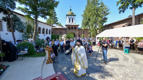 Înaintemergătorul a știut să se micșoreze pentru a-I face loc lui Hristos: Hram la Mănăstirea Plumbuita