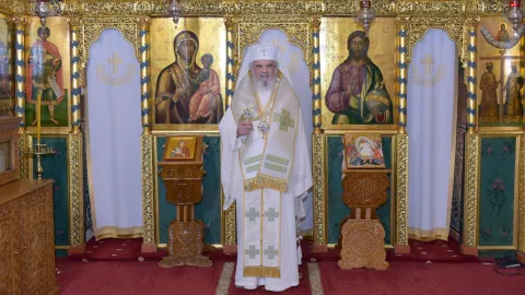 Patriarhul Daniel: Mântuitorul Hristos arată că grijile prea multe îl paralizează sufleteşte pe om