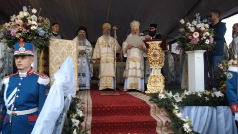 Mesajul Patriarhului Daniel la resfinţirea bisericii din satul natal al Arhim. Ciprian Grădinaru