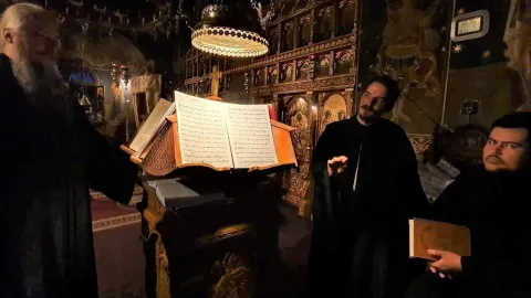Festivalul de muzică veche București: Grupul psaltic „Melos Paisian” cântă la Parohia Brâncuși