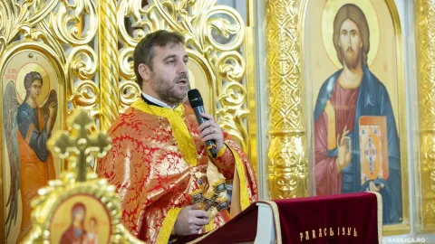 Pr. Ionuț Dragomir: Să devenim mâinile lui Dumnezeu în edificarea Catedralei Naționale
