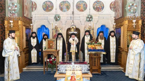 PS Varlaam a sfinţit la Mănăstirea Antim racla în care va fi aşezat un veşmânt al Sf. Filofteia