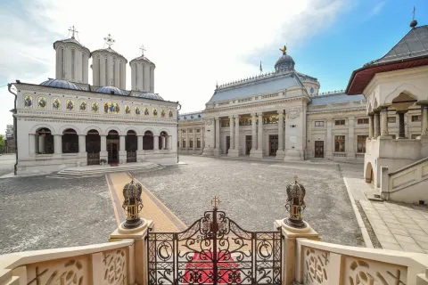 Patriarhia Română împlineşte 98 de ani de la înfiinţare