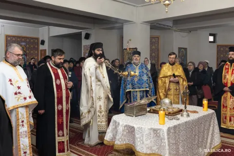 Cinstitele moaște ale Sfinților Teodor Stratilat și Teodor Tiron au fost aduse la Biserica Bărbătescu Vechi din Capitală