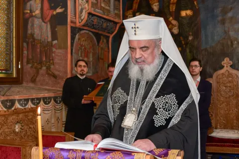 Patriarhul Daniel, în prima zi din Post: Pocăinţa este lucrarea învierii sufletului din moartea cauzată de păcat (Text integral)