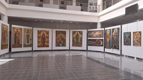 Artă sacră: Lucrări realizate de studenții teologi din București expuse la Volos, Grecia