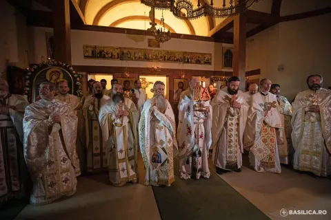 Mănăstirea Cornu și-a serbat ocrotitorul, pe Apostolul Iubirii