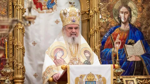 Mântuitorul Iisus Hristos schimbă vieţi, spune Patriarhul României