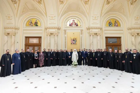 Trebuie să transmitem nu doar cunoștințe, ci și spiritul de comuniune: Patriarhul Daniel despre seminariile teologice
