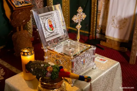 Moaștele Sf. Pantelimon din patrimoniul Parohiei Mărcuța vor fi scoase pentru prima dată spre închinare