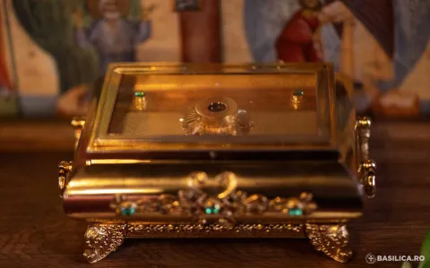 Un fragment din moaștele Sf. Serafim va fi dus pentru două zile la Biserica Sfântul Evanghelist Ioan din Sectorul 4