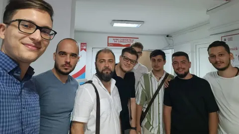 Criza de sânge s-a acutizat: Arhid. Mihail Bucă și membri ai Grupului Tronos au donat