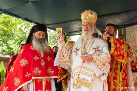 A dezvoltat o cultură care îmbină evlavia cu milostenia