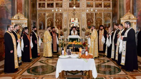 Prima stareță a Mănăstirii Ghighiu și ucenica sa au fost reînhumate în cimitirul mănăstirii prahovene