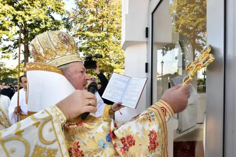 PS Varlaam a sfinţit biserica „Sfânta Treime” din comuna prahoveană Măgureni