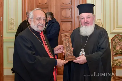 Patriarhul armenilor catolici a vizitat Palatul Patriarhiei din București