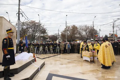 PS Varlaam Ploieșteanul a binecuvântat noul monument dedicat eroilor transmisioniști