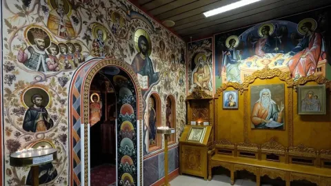 Viața ca o călătorie: Rugăciuni înălțate la 20 de ani de la sfințirea capelei din incinta Aeroportului „Henri Coandă“