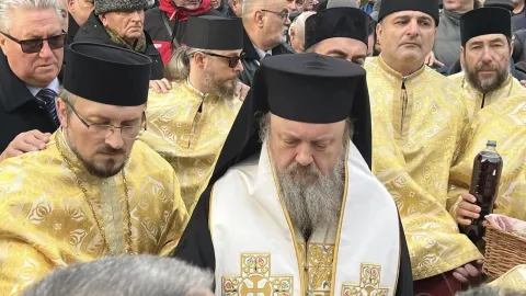 PS Timotei Prahoveanul i-a pomenit pe eroii Revoluției la cimitirul lor din Capitală: Rămân împreună cu noi