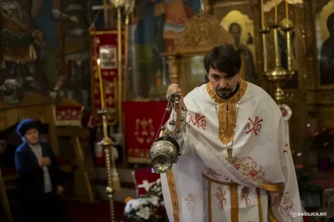 Dumnezeu îi iubește pe bolnavi: Preoții de caritate veghează la 16.000 de paturi de suferință din Arhiepiscopia Bucureștilor