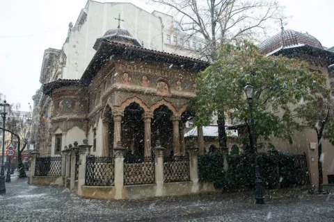 Biserica mănăstirii Stavropoleos va împlini 300 de ani de la sfințire