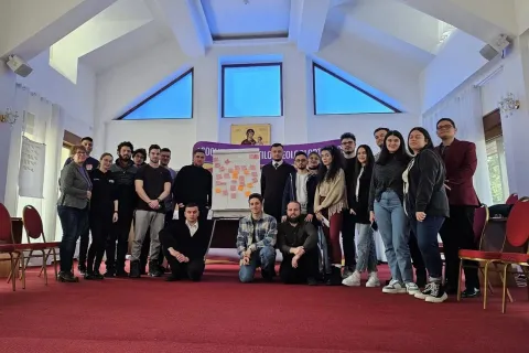 Voluntariatul cultivă bucuria comuniunii: Studenții teologi din Capitală au participat la o tabără de formare