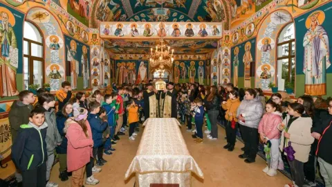 Ultima zi a pelerinajului istoric cu moaștele Sfântului Dimitrie la parohiile din Prahova: Binecuvântarea ploii