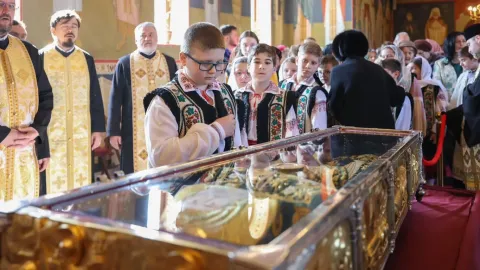 Pelerinaj istoric cu moaștele Sf. Dimitrie: Sute de pelerini prezenți la primele parohii vizitate în Câmpina