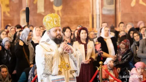 Vindecarea de păcate ne aduce şi vindecarea trupului, a spus Preasfințitul Părinte Paisie Sinaitul la Mănăstirea Cernica