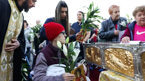 Moaștele Sf. Dimitrie cel Nou, în pelerinaj la Spitalul Sf. Sava: Medici și personal medical care lucrează cu dăruire
