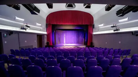 Mănăstirea Turnu organizează un spectacol caritabil de teatru creștin la Sala Dalles din București