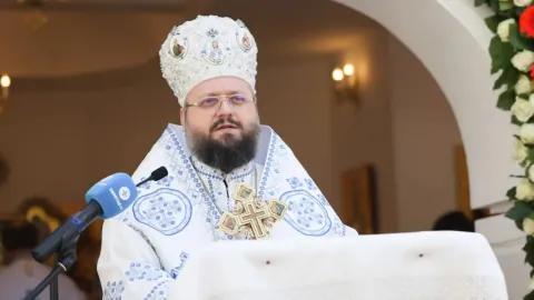 PS Paisie Sinaitul, la hramul Mănăstirii Ghighiu: Maica Domnului simbolizează harul vindecător al lui Dumnezeu