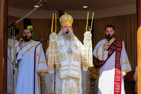 PS Timotei Prahoveanul: Duhul Sfânt este prietenul și mijlocitorul tuturor celor care slujesc Biserica