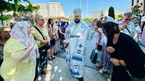 Sfinții Apostoli Petru și Pavel trebuie să rămână pentru noi dascăli și modele de pocăință, explică PS Paisie Sinaitul