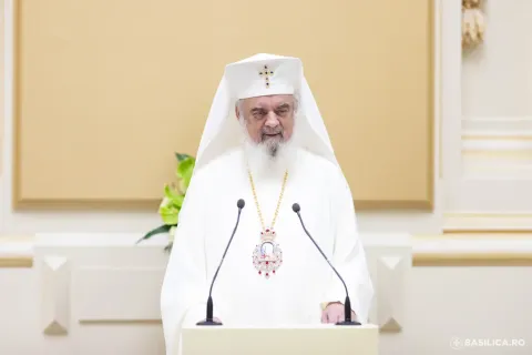 Patriarhul Daniel felicită pompierii bucureșteni, la aniversarea a 180 de ani de la înființarea primei unități