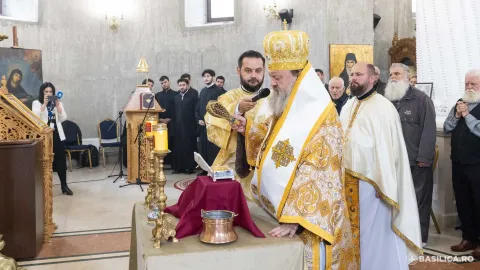 Biserica „Sf. Vineri”-Herasca a reprimit moaștele a trei mucenici, din patrimoniul lăcașului de cult demolat de comuniști