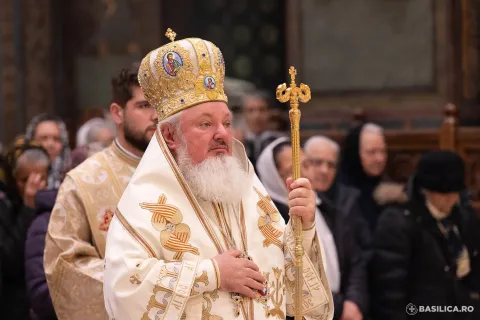 Ne lipim de darurile pământești, uitând de Dumnezeu Dăruitorul. Discernământul este soluția, spune PS Varlaam