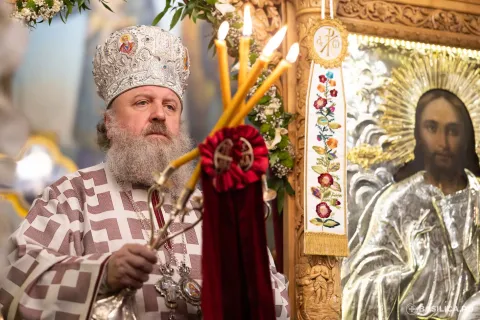 Sf. Mina, cinstit în Capitală: El răspunde şi aduce mângâiere în locul întristării, spune PS Timotei Prahoveanul