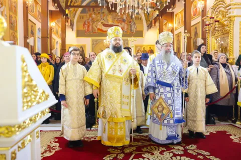 Chemarea la misiune, actuală și azi: Un episcop din Africa a slujit cu PS Paisie Sinaitul la Paraclisul Catedralei Naționale