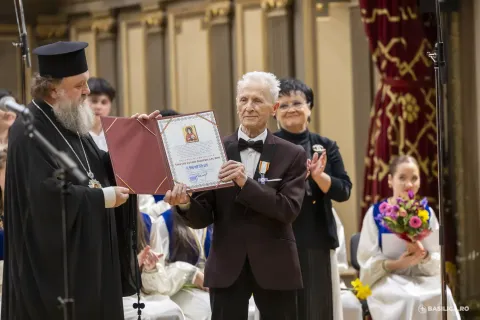 Arhid. Jean Lupu a primit Ordinul Mitropolitan „Sfântul Dimitrie cel Nou” la împlinirea vârstei de 85 de ani