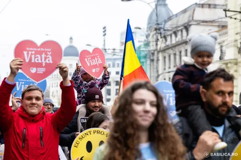 Fiecare viață poartă frumusețe lăuntrică ce poate să transforme lumea: Marșul pentru Viață 2025 la București