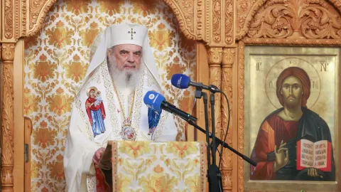 Patriarhul Daniel, la Mănăstirea „Sf. Maria” – Urlați: Scopul credinței este dobândirea vieții veșnice